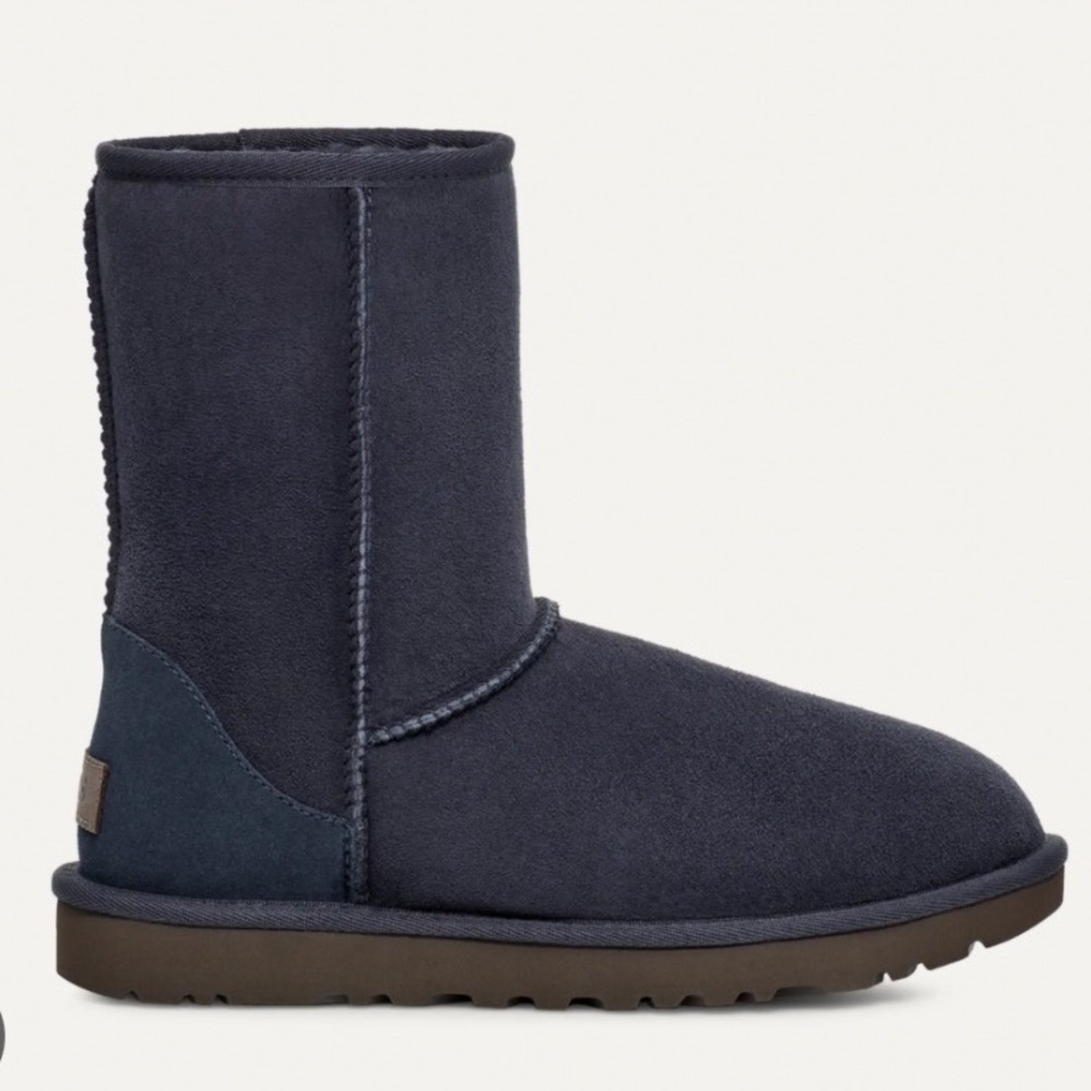 UGG Australia Classic Short Navy Blue Suede Sheepskin Boots Women's Size 9